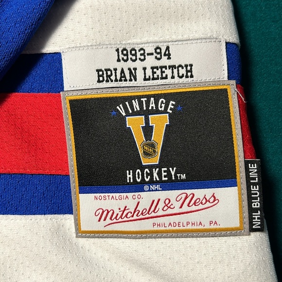New York Rangers Hockey Jersey - Mitchell & Ness - Picture 3 of 4